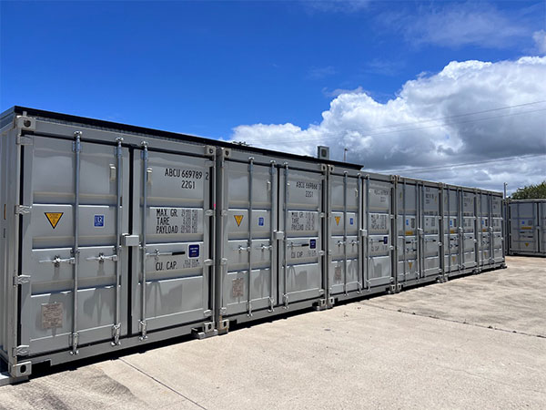 row of 20ft storage containers