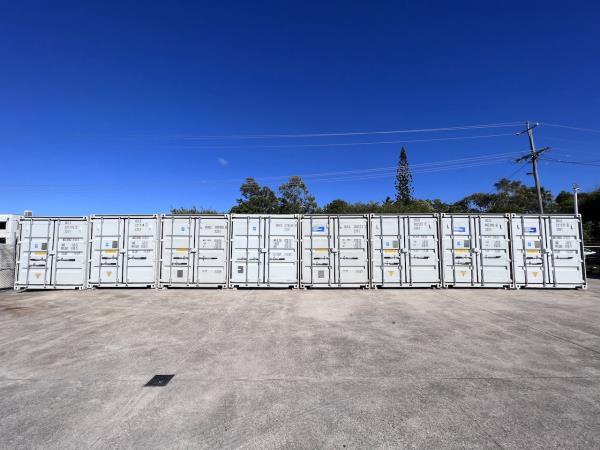 row of 7-day easy access and bulk sotrage containers